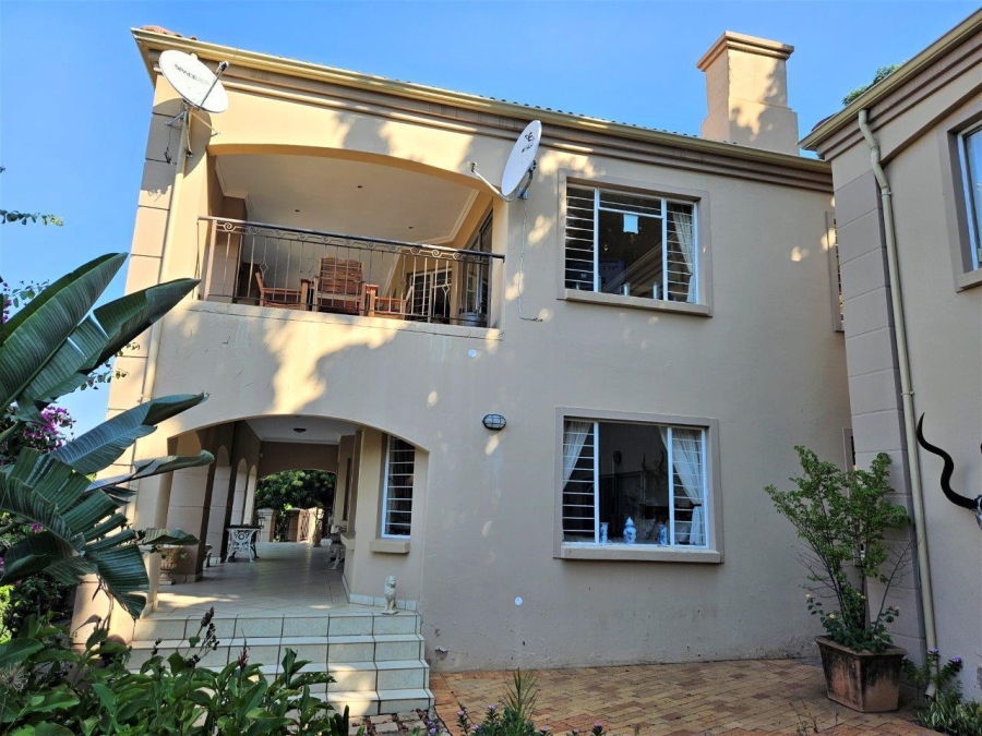 4 Bedroom Property for Sale in Kosmos North West